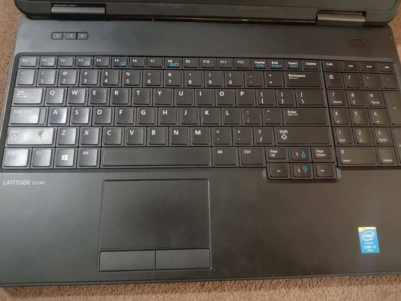 Dell E-5540 Laptop 9