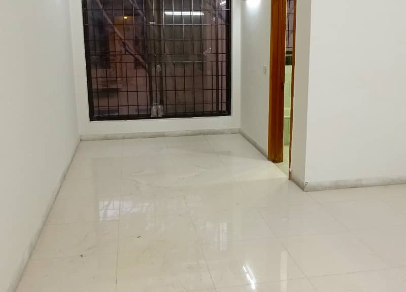 1 Kanal Double Unit Full House For Rent In DHA Phase 3,Block Z, Lahore. 20