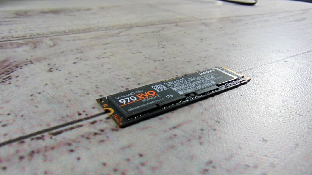 SAMSUNG SSD 970 EVO 1TB PCIe Gen 3.0 x4 NVMe M. 2 2280 Ssd 0