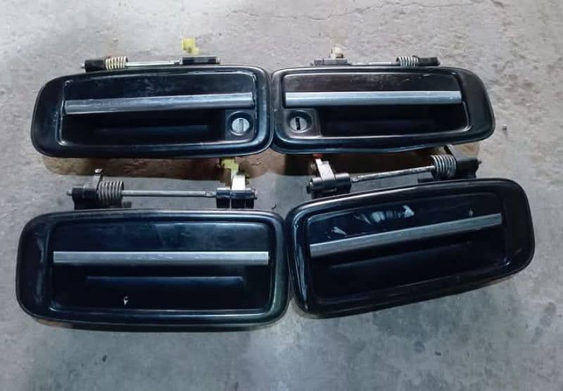 1988/90 MODEL Door Handles 0