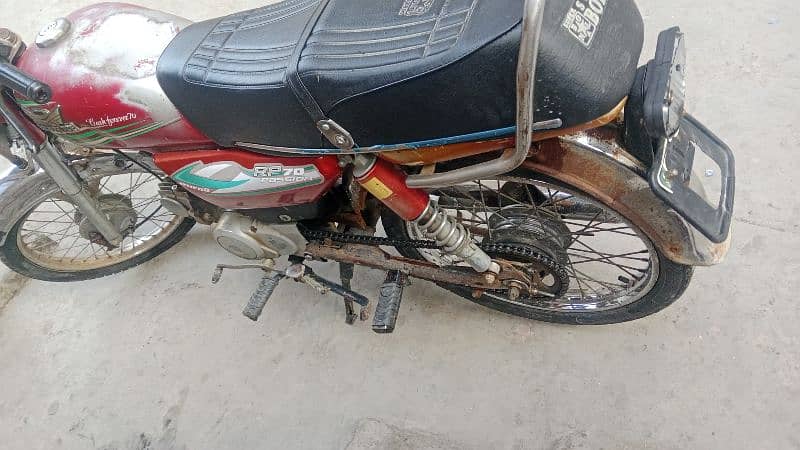 road prince CD 70 2018 Red more information used contact 03244488434 3