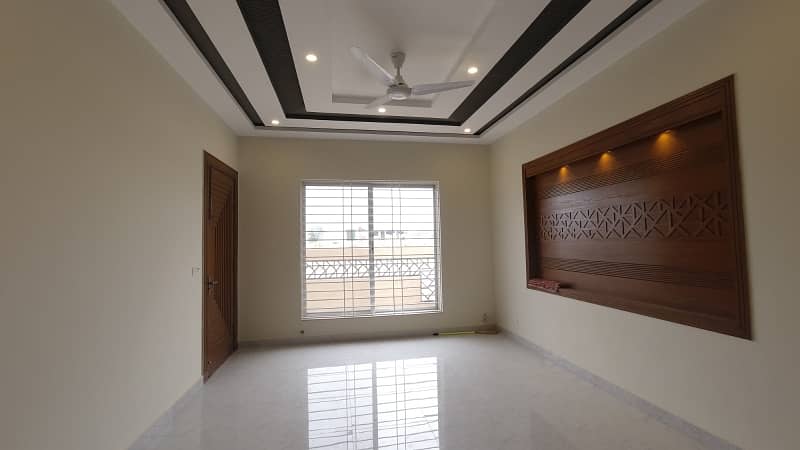 In Rawalpindi You Can Find The Perfect Prime Location House For sale 6