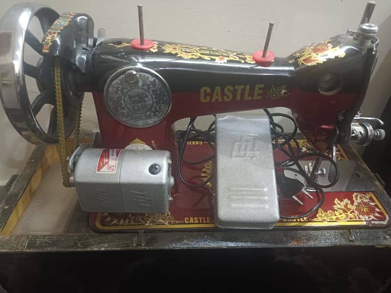 Castle sewing machine 3