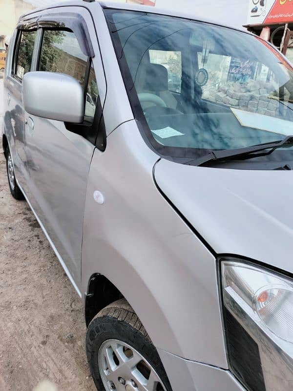 Suzuki Wagon R 2019 1