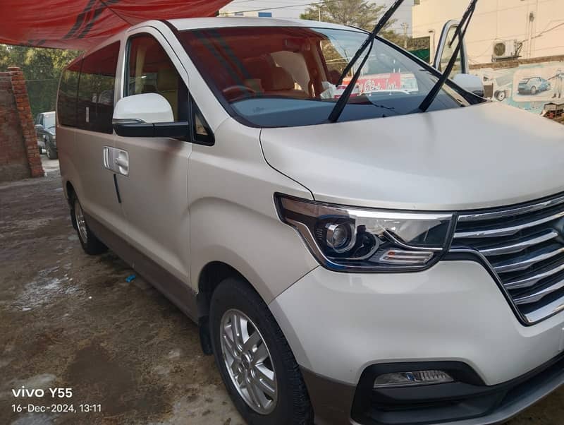 Hyundai Grand Starex 2021 GLX Model For Sale 0