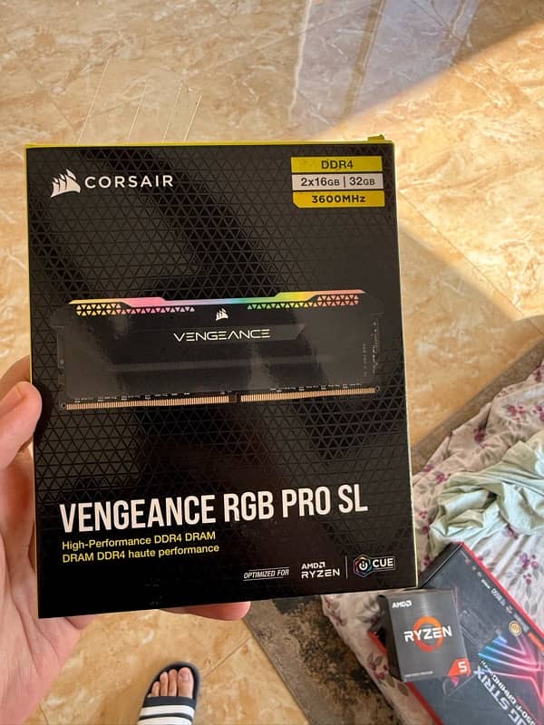 AMD ryzen 5600x asus rog b550 f gaming wifi corsair vengeance 32 gb 7