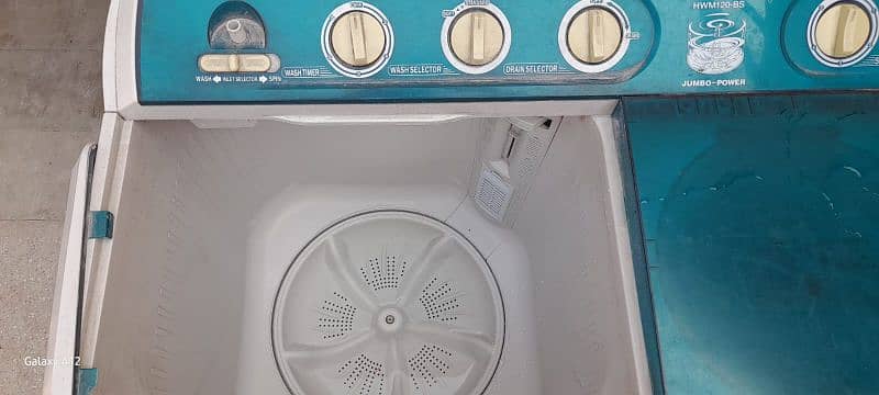 jambo size new condition washer& dryer ok 4