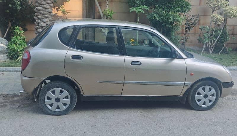 Toyota Duet 1999/2007 automatic(karachi) 3