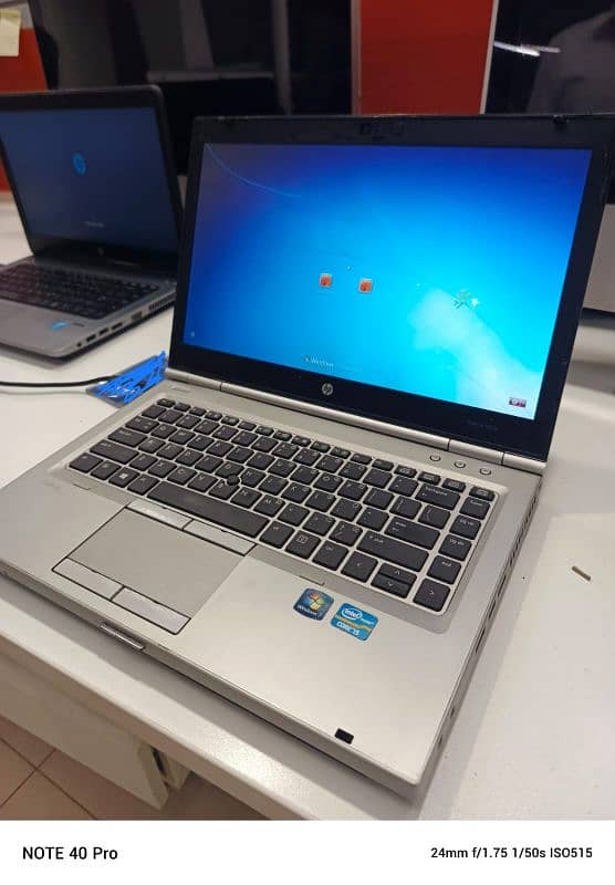 HP ELITEBOOK LAPTOP 2