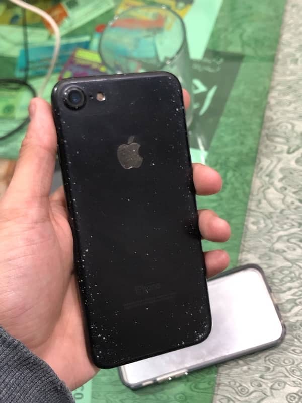 iphone 7 urgent sale 1