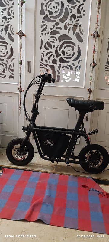 ELECTRIC SCOOTER 1