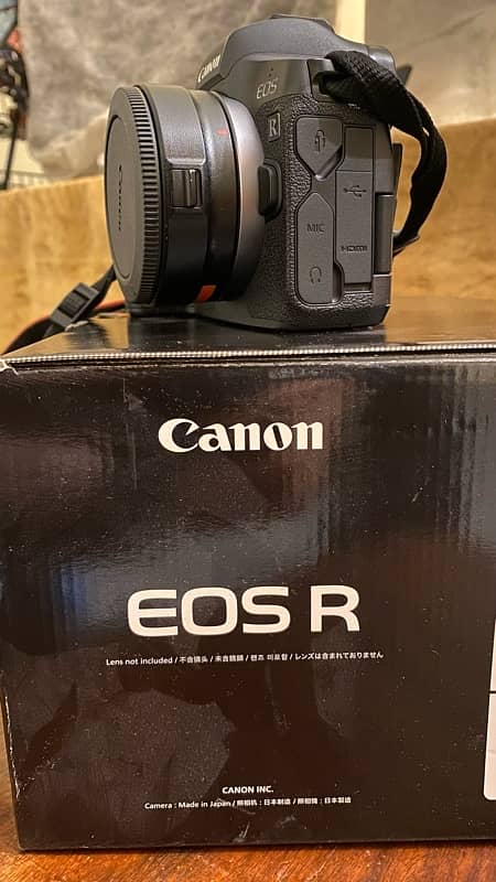 canon R camera body only 7