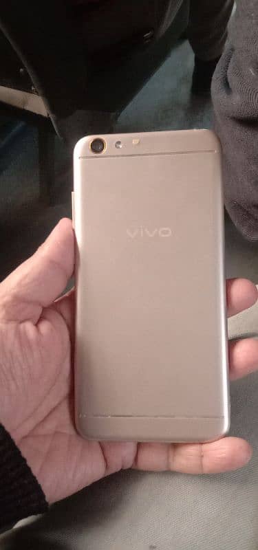 VIVO Y67 FOR SALE 4GB, 64GB only 8499 3