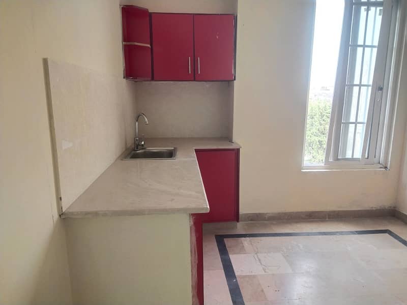 350 sqft office apartment available for rent in satellite town 2