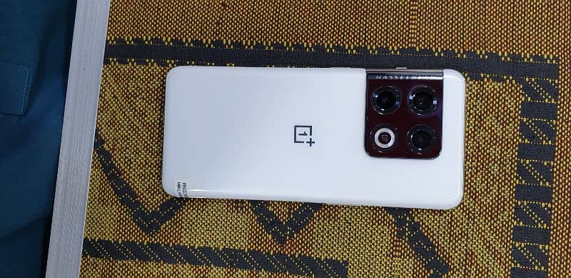 0ne plus 10 pro 12gb 512gb fresh condition 2