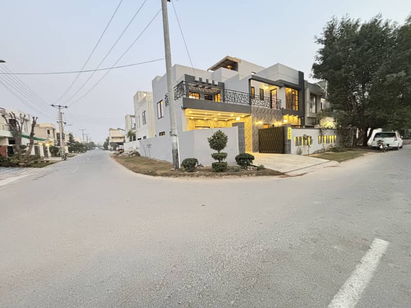 8.5 Marla Modern Double-Storey Luxury Elegant House for Sale Prime Location in Buch Villas, Multan 2