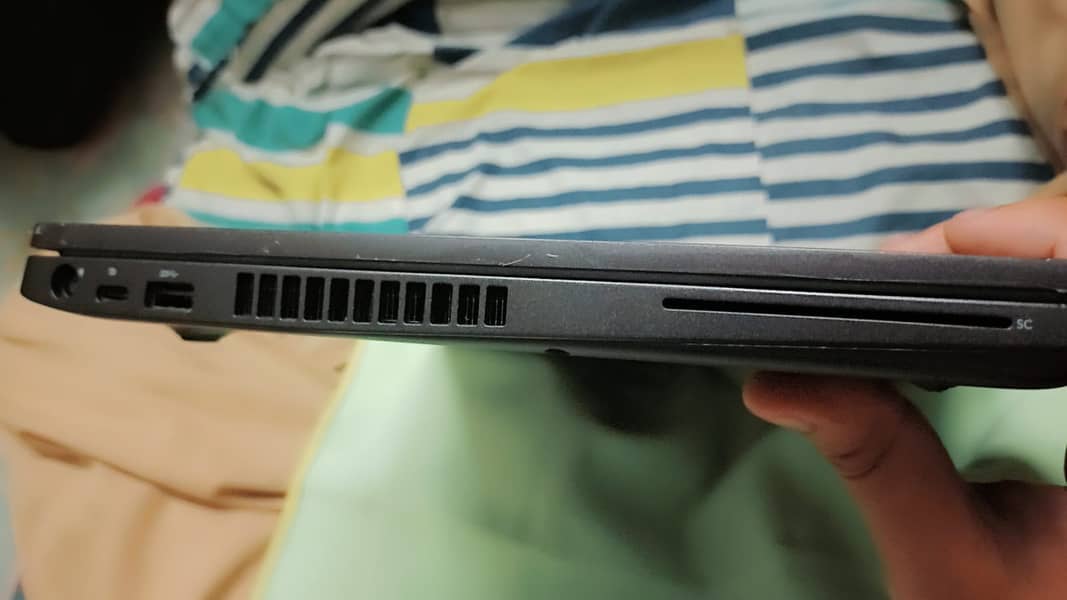 Dell Latitude 5500 (512gb NVMe/16gb DDR4) 9