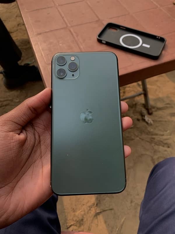 iphone 11 pro max 5