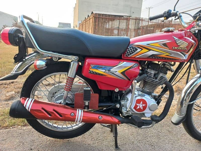 HONDA CG125 MODEL 2024/25 KM 3600 TOTAL GENUINE BIKE APL 4 KEY 2 3