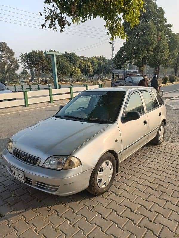 Suzuki Cultus VXL 2001 4