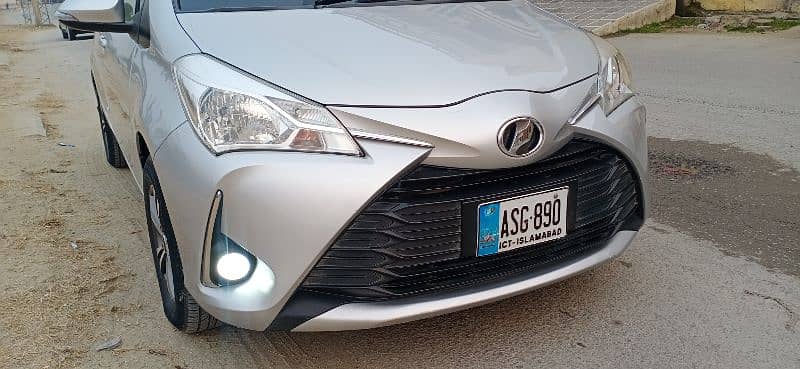 Toyota Vitz 2017 7