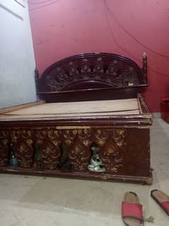 strong Wood Bed Full Size (urjent sale)