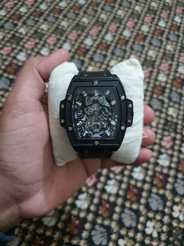 Hublot  limited edition luxury watch + free smart watch 0