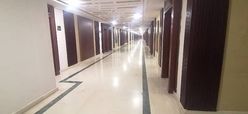 611 Sq. Ft Office Available On Rent In Giga Mall World Trade Center Dha Phase2 4