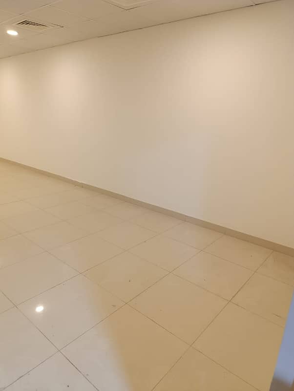 611 Sq. Ft Office Available On Rent In Giga Mall World Trade Center Dha Phase2 9