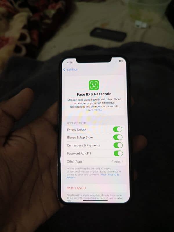 iphone xs 64 gb non PTA water pack Golden color 2