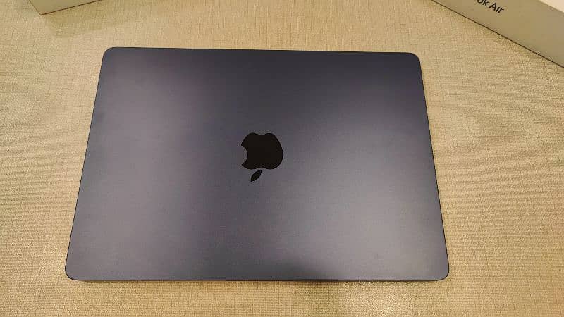 MacBook Air M3 6