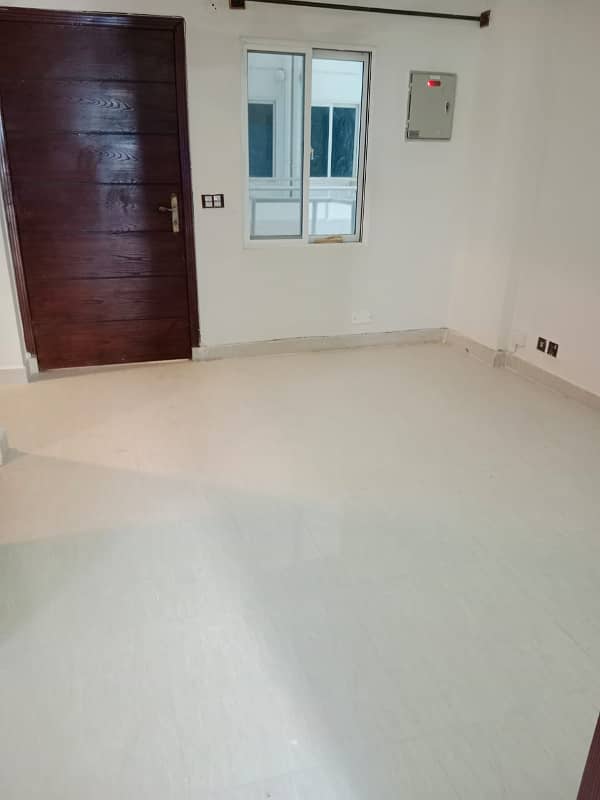 3 Bed Apartment Available On Rent 5