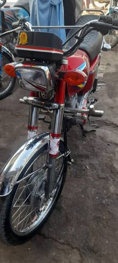 Honda 125CG bak FOR sale Call my WhatsApp number 03284724204