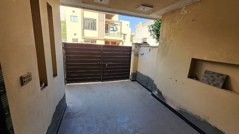 5 Marla House For Sale In Bahria Town Lahore 2