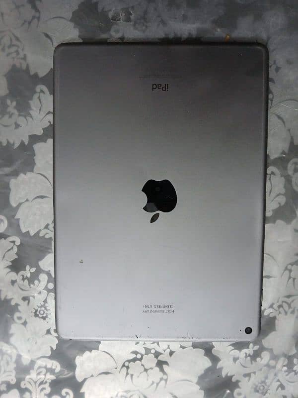 IPAD AIR2 64GB (Panel change hny Wala) 2