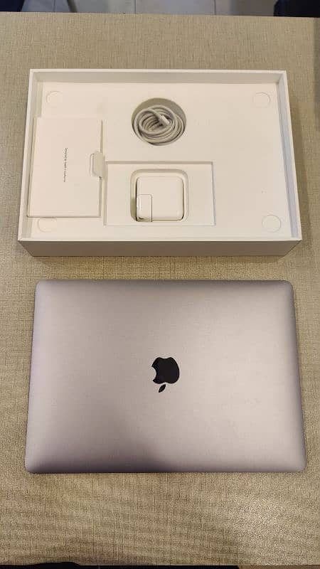 MacBook Air M1 2