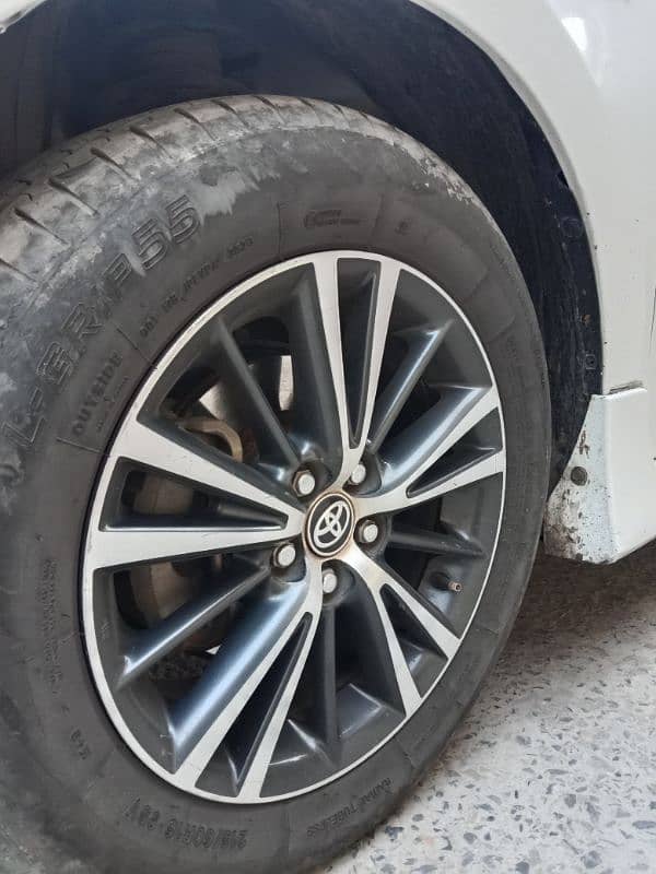 Toyota Altis 1.6 2018 10