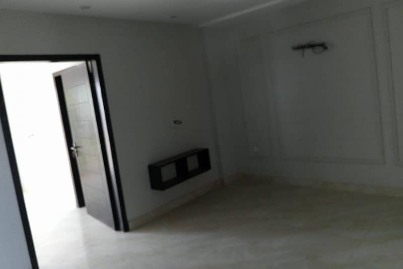 One Bedroom Non Furnished Apartment For Sale In Bahria Town Lahore 4