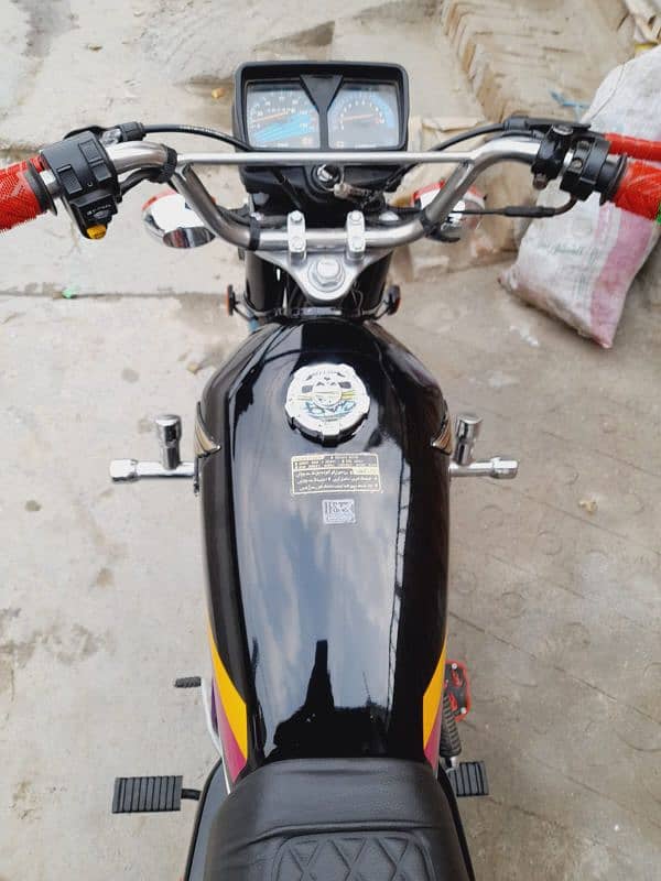 Honda 125CG baik FOR sale conCall my WhatsApp number 03244025537 2