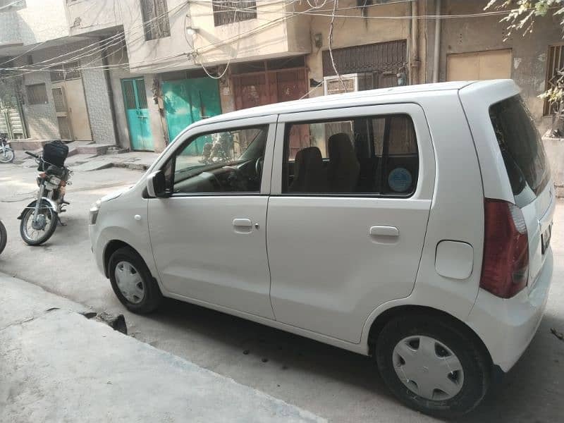 Suzuki Wagon R 2018 3