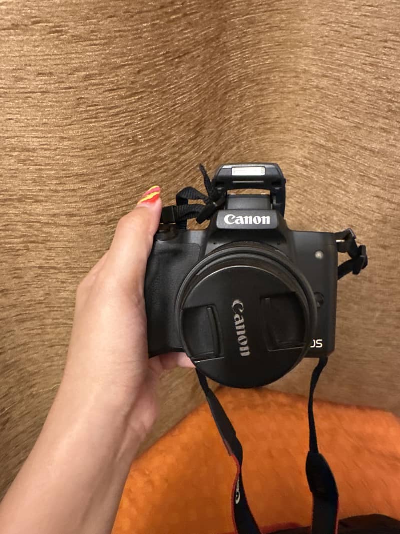 Canon m50 0