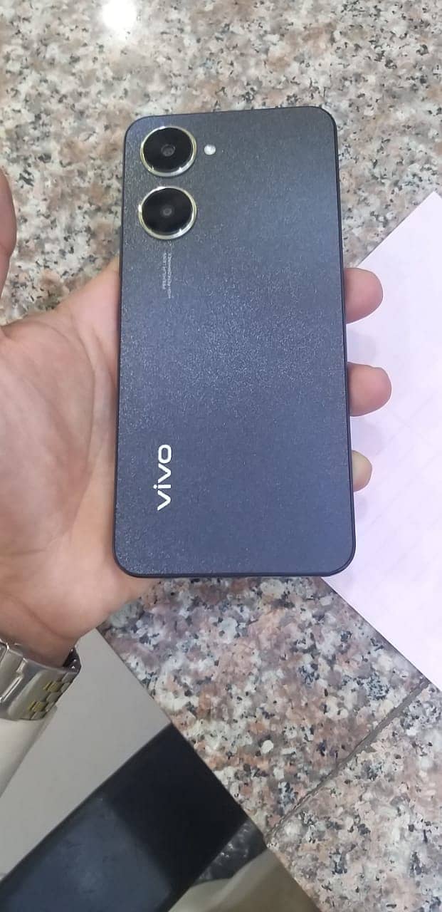 Vivo Y03 4+4 Ram & 64GB Rom 4