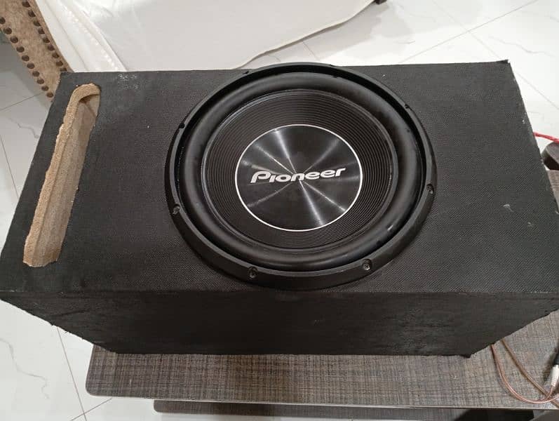 Pioneer Woofer with Amplifier. 0