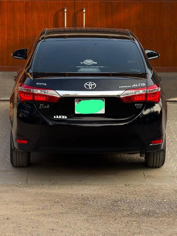 Toyota Corolla Altis 2016 4