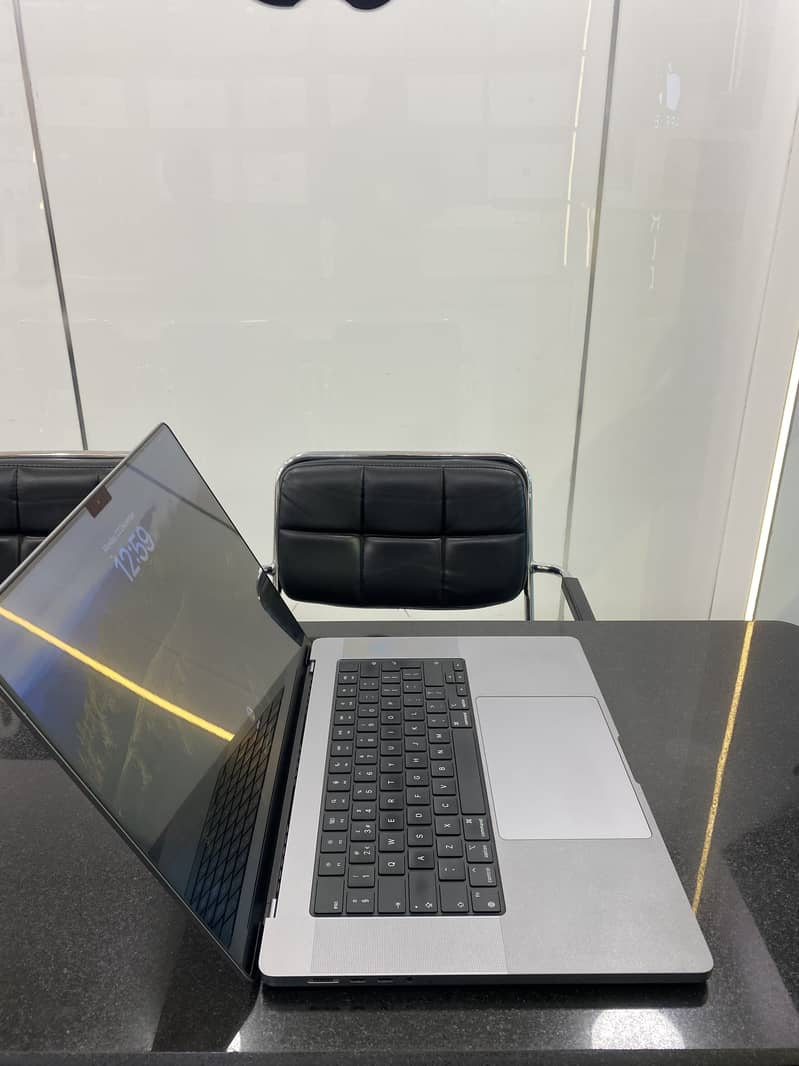 MACBOOK PRO 2023 M2 PRO CHIP 16 INCH 5