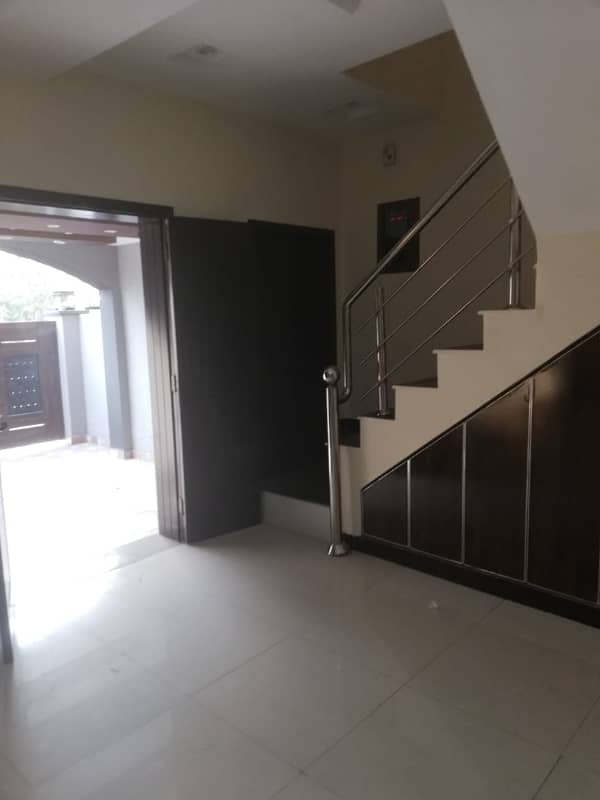 5 Marla Like New House Available For Sale In Bahria Town Lahore. 5