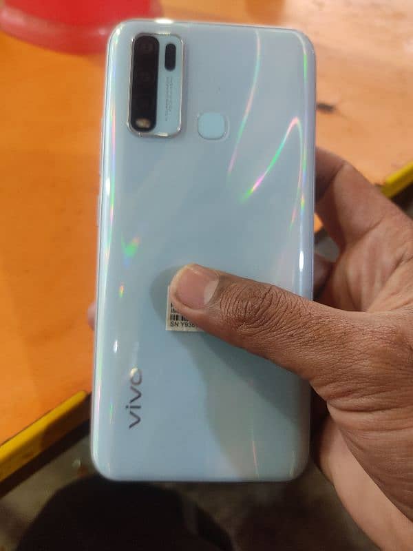 Vivo y30with 4/128.03016922130 2