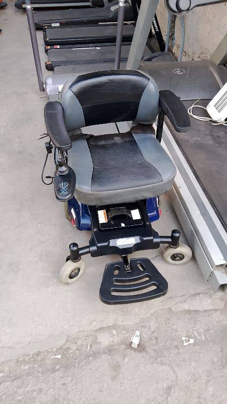 Electric wheelchair 2