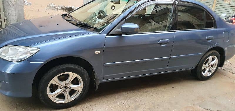 Honda Civic EXi 2005 4