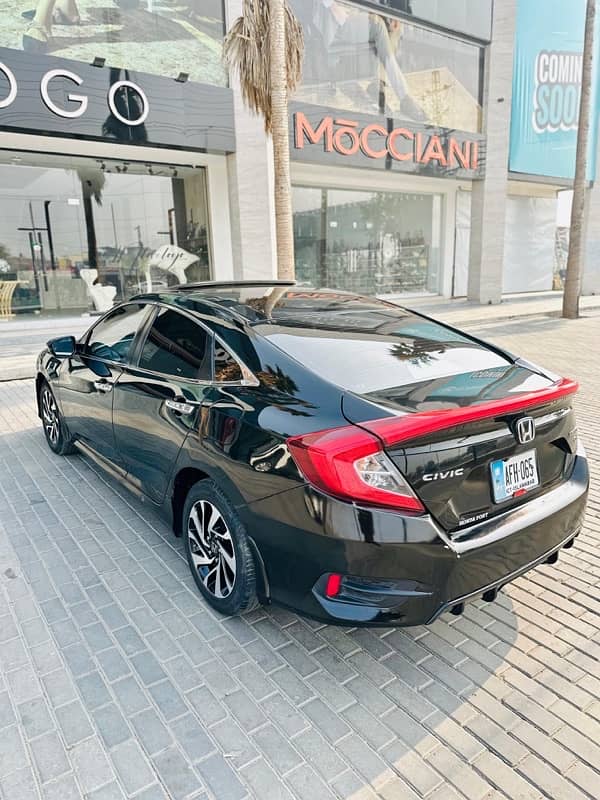 Honda Civic Oriel 2017 5